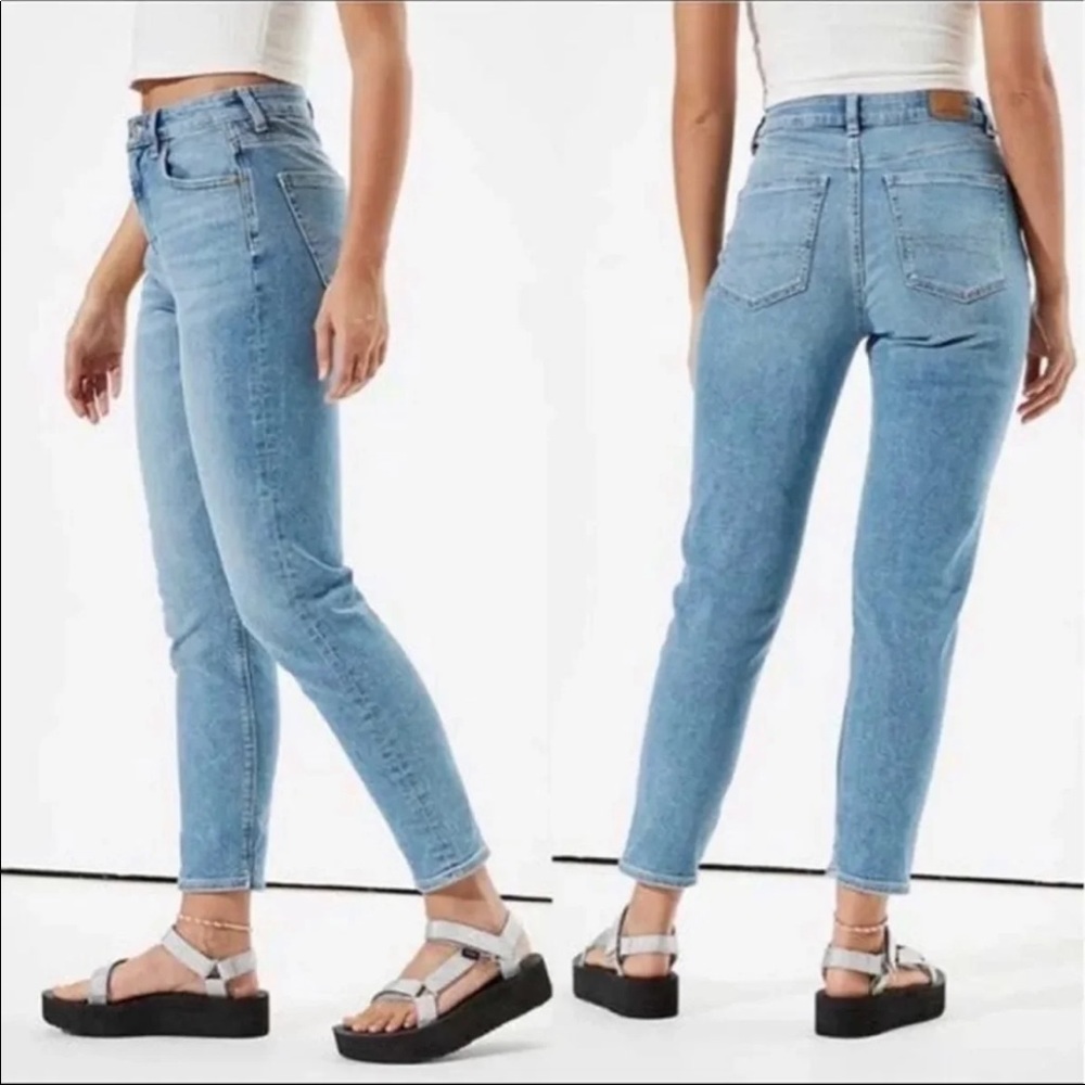 🚫 SOLD American Eagle Mom Jeans